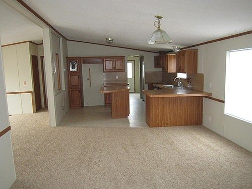 3rd image of 29986 Country Ln
