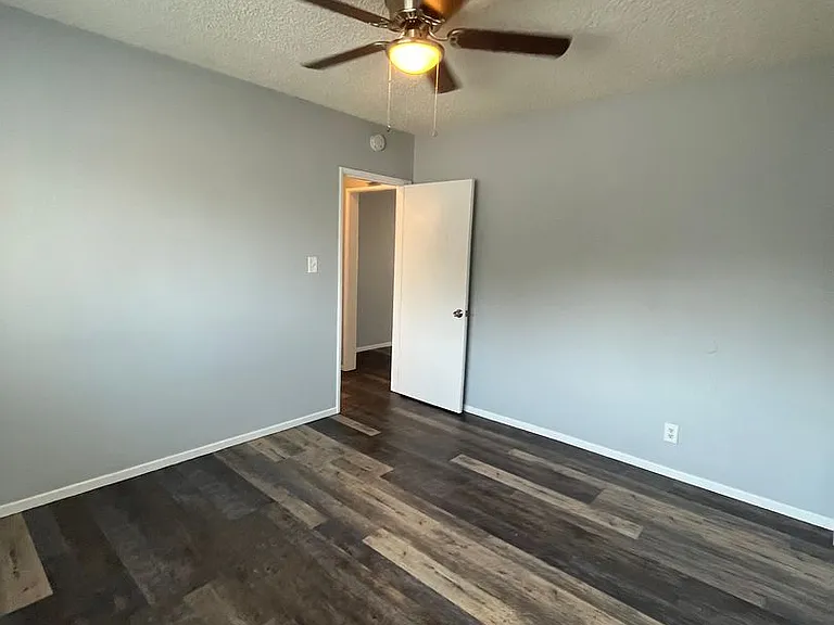 1510 Orizaba Ave — Photo 11