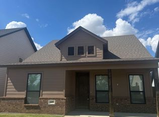 609 The Cottages Dr, Godley, TX 76044