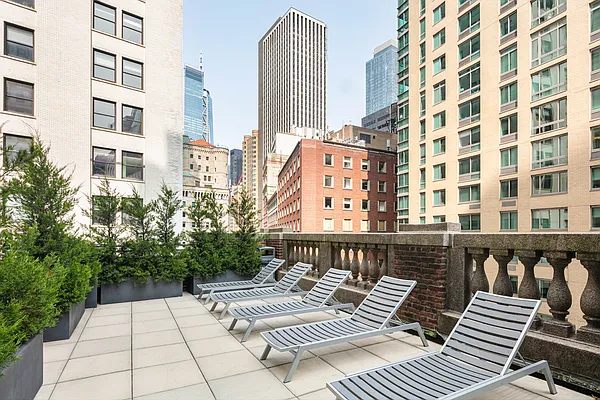 Rented by Lalezarian Properties | media 14