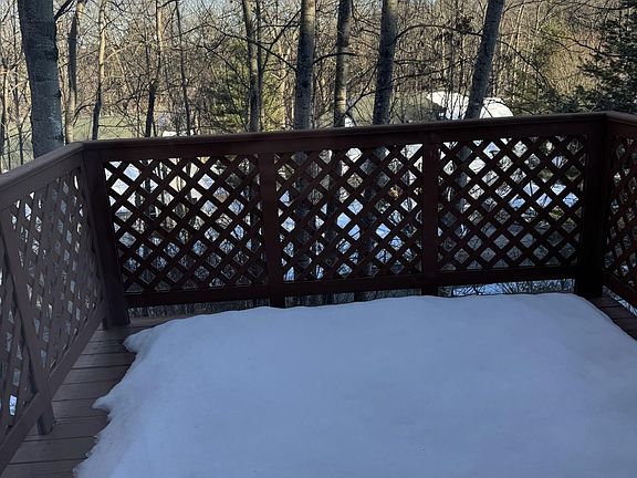 2nd image of 40 overlook Drive