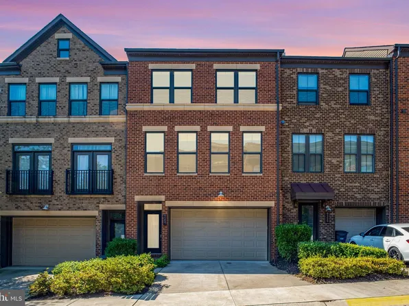 9257 Wood Violet Ct, Fairfax, VA 22031