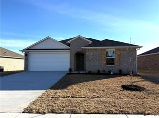 3061 Laredo Ln, Gravette, AR 72736