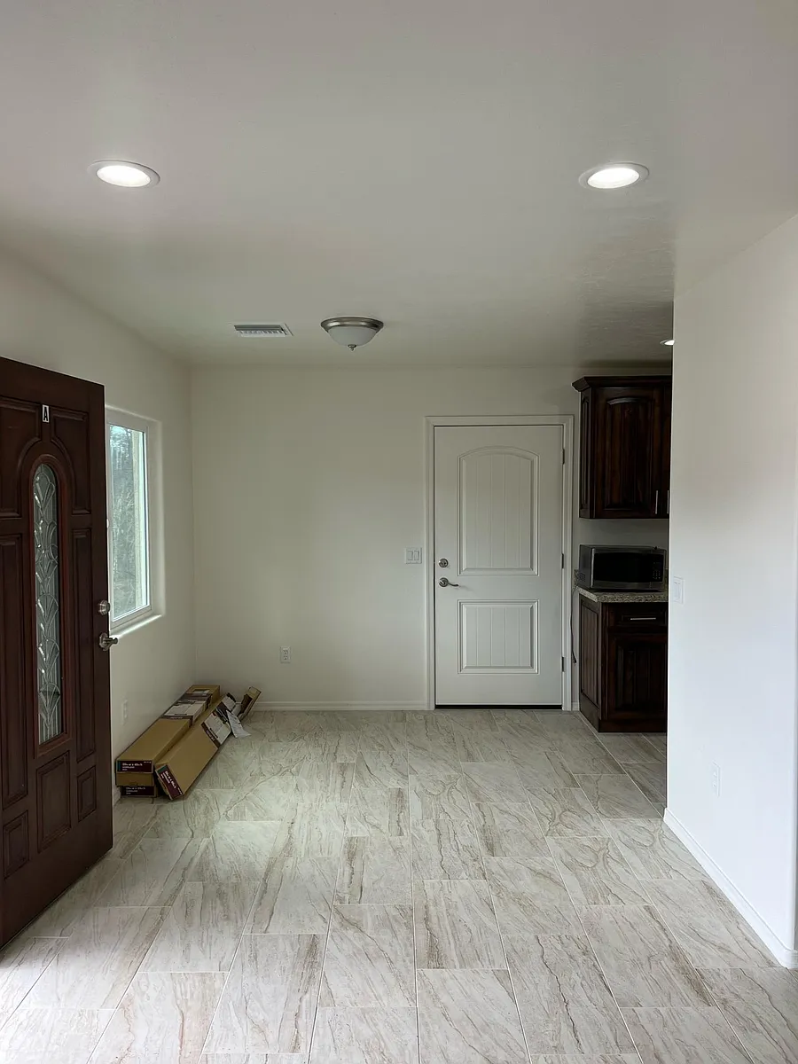 Building Photo - 1335 Paseo Militar #B