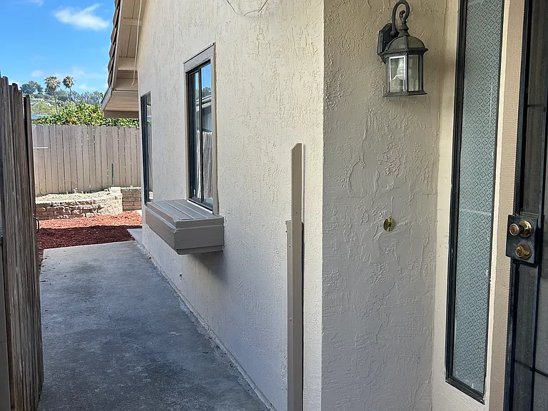 4337 Manzanita Way — Photo 14