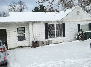 1020 Lloyd Ave, Aurora, OH 44202