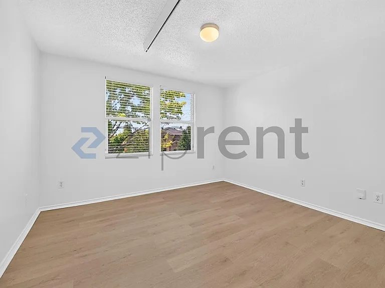 1320 Junction Run — Photo 25