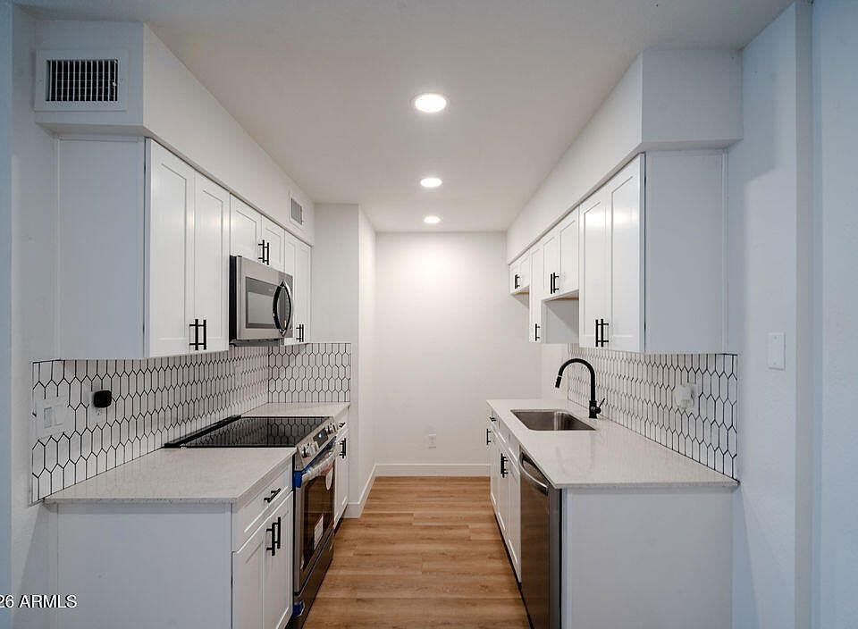 1st image of 5712 N 68TH Drive