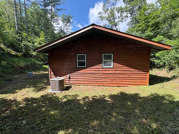 4th image of 35 Sam Greene Rd