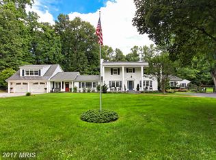 12520 Chronical Dr, Fairfax, VA 22030