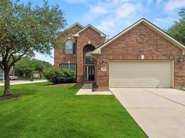 17818 Serene Shore Drive, Cypress, TX 77429