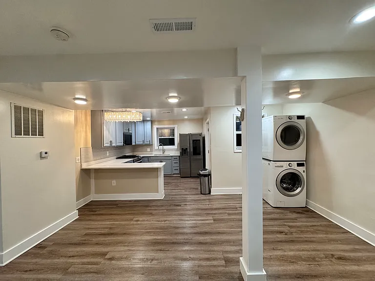 816 E Jeffrey St — Photo 2