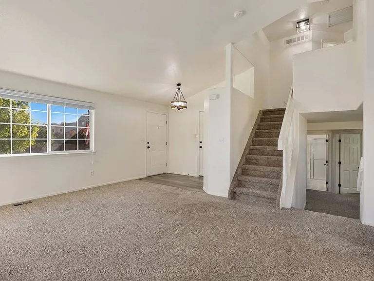 1468 Cedarwood Dr — Photo 8