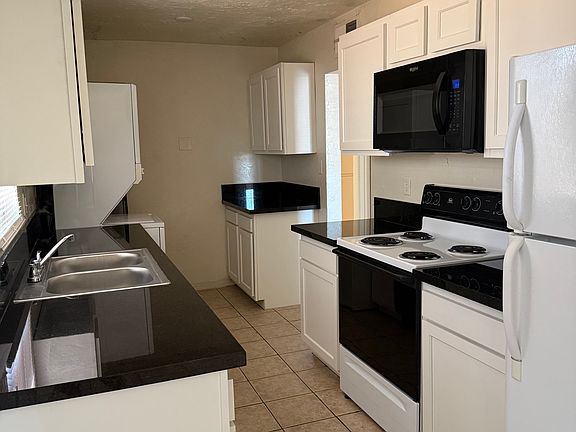 5th image of 530 E Linden St Unit 1