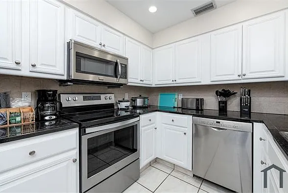 1230 Block Island Rd #1 — Photo 5