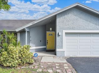 8581 SW 28th St, Davie, FL 33328