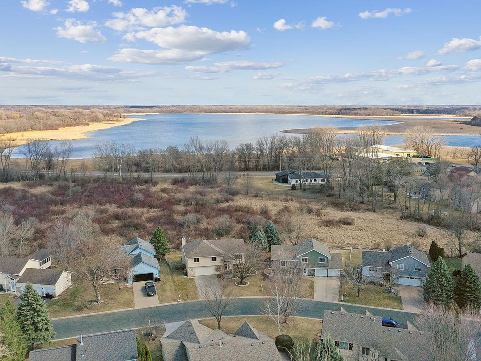 1st image of 6684 Sandhill Dr