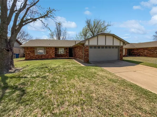 1504 Jupiter Cir, Edmond, OK 73003