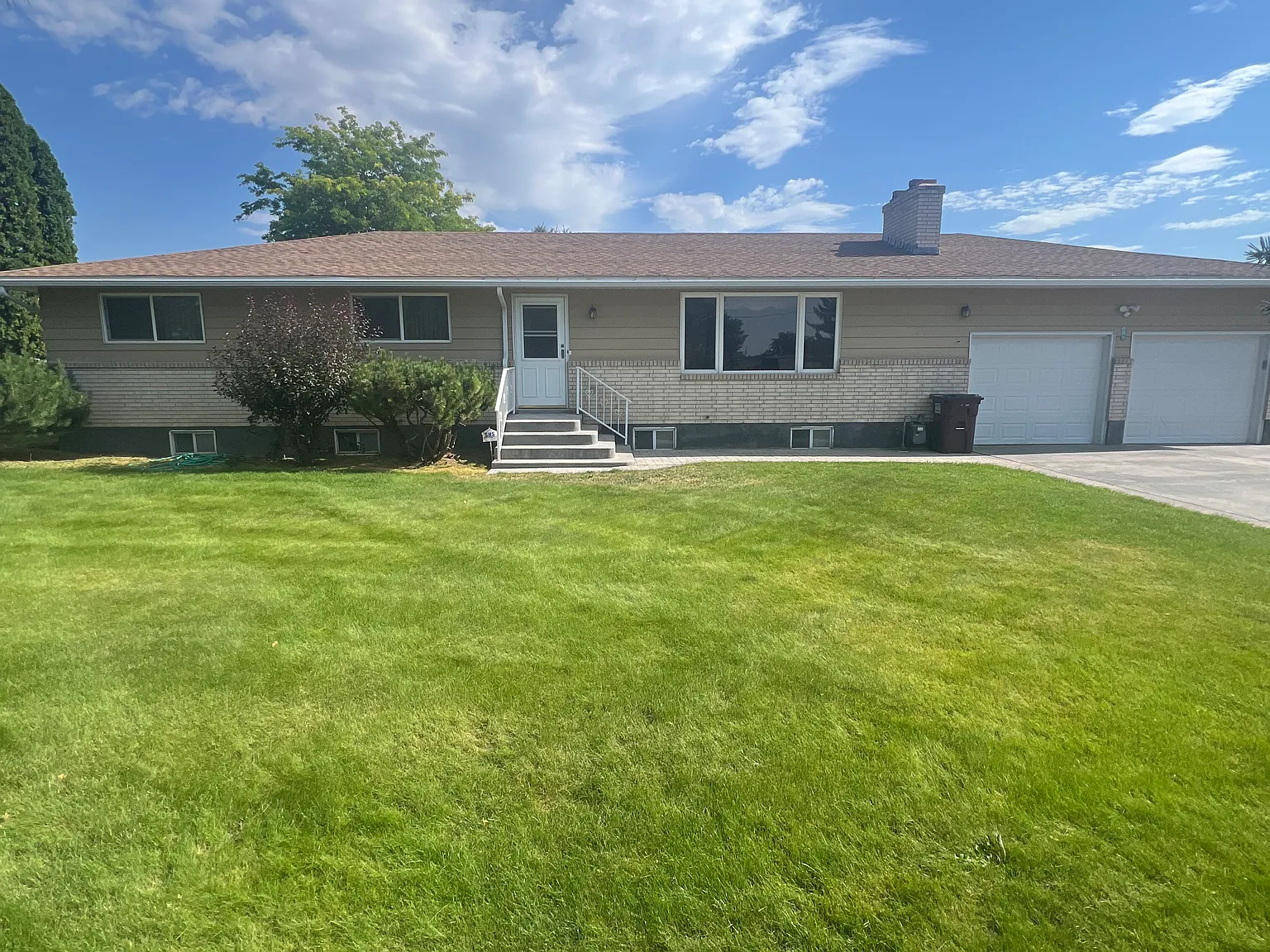 4 bed, 3240 sqft, $2,450 — Photo 1