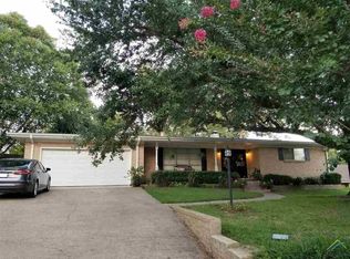 1008 Forest Trl, Jacksonville, TX 75766