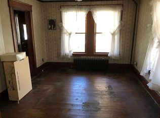 22 Henry St, Bellows Falls, VT 05101