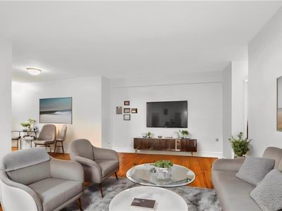 387 Avenue S #3E, Brooklyn, NY, 11223