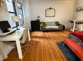 457 W 57th St #507, New York, NY 10019