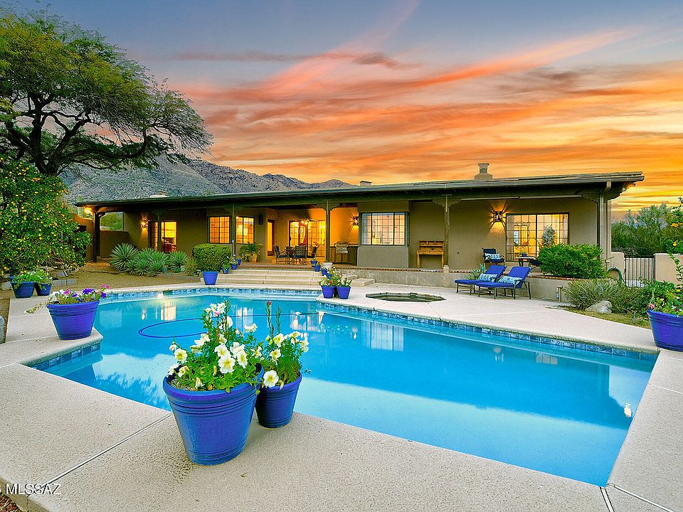 1st image of 6380 N Valley View Rd