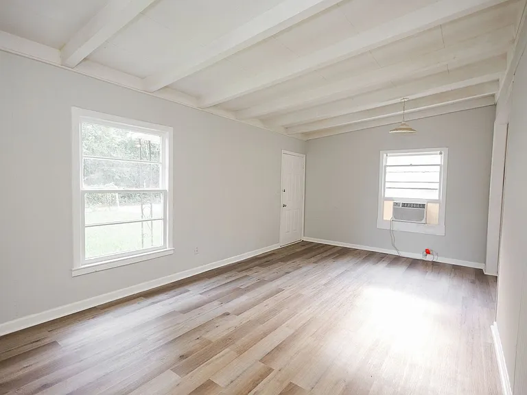 4170 Palace Ave — Photo 18