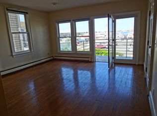 433 Thames St UNIT B, Newport, RI 02840