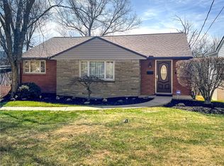 1335 Blue Jay Dr, Pittsburgh, PA