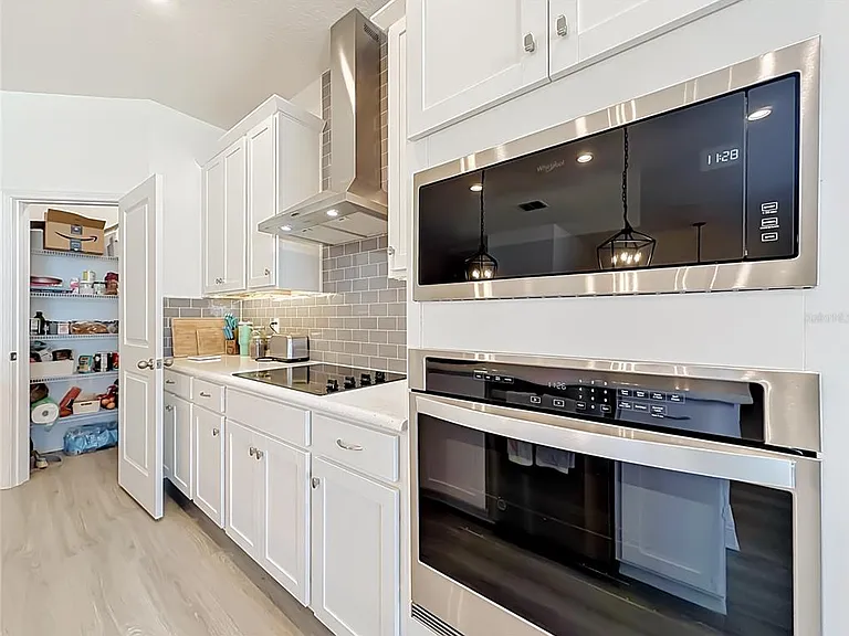 4485 Davos Dr — Photo 17