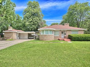 1102 W Springfield Ave, Champaign, IL 61821