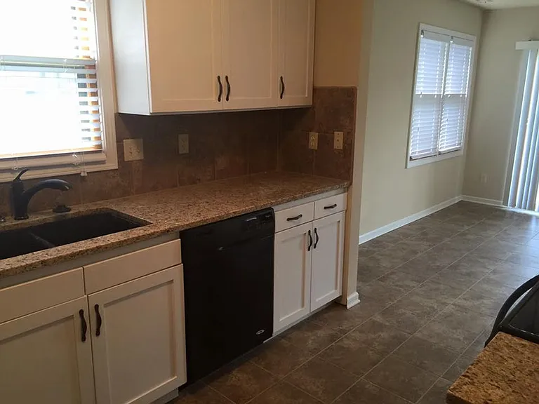 4400 Adam Ave — Photo 8