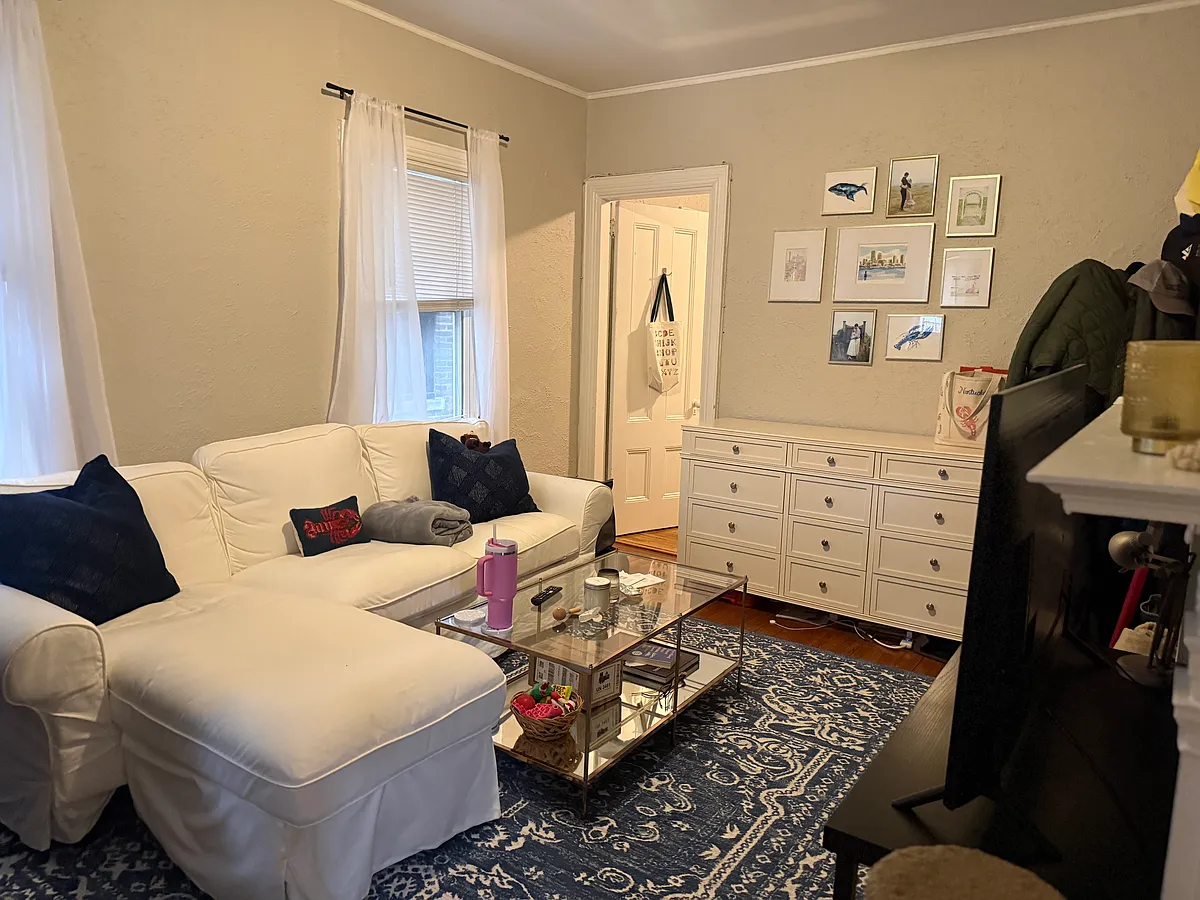 Building Photo - 63 Dana St #7A