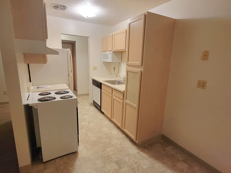 122 Spring St #303 — Photo 8