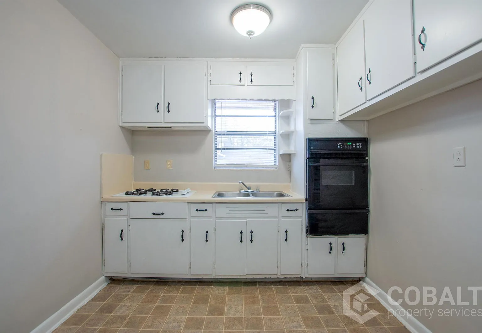 1 bed, 1.0 bath, 700 sqft, $1,175 — Photo 2