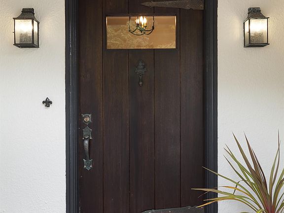 2nd image of 234 Juanita Way