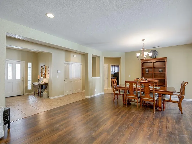 9509 Grasmeer Way — Photo 9