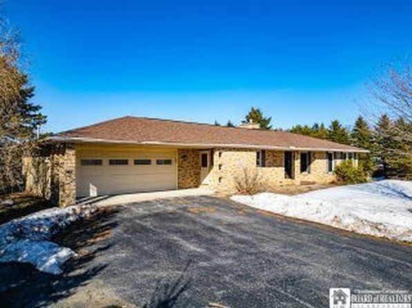 7125 Omphalius Rd, Colden, NY 14033
