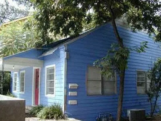 2712 Whitis Ave #A-C — Photo 1