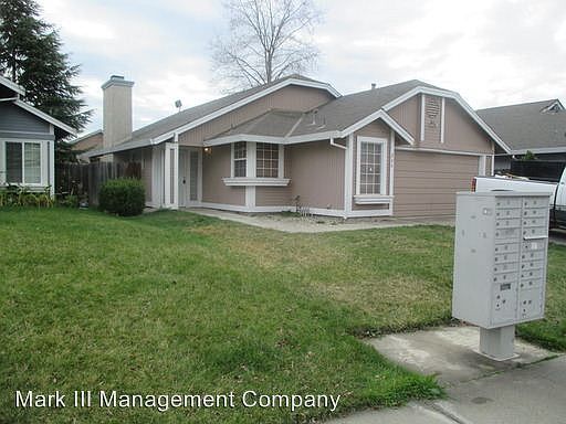 1st image of 220 Sumatra Dr