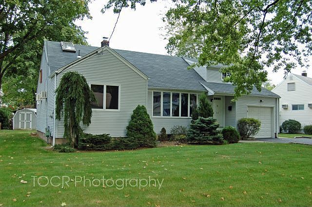 1st image of 313 Lacey Dr
