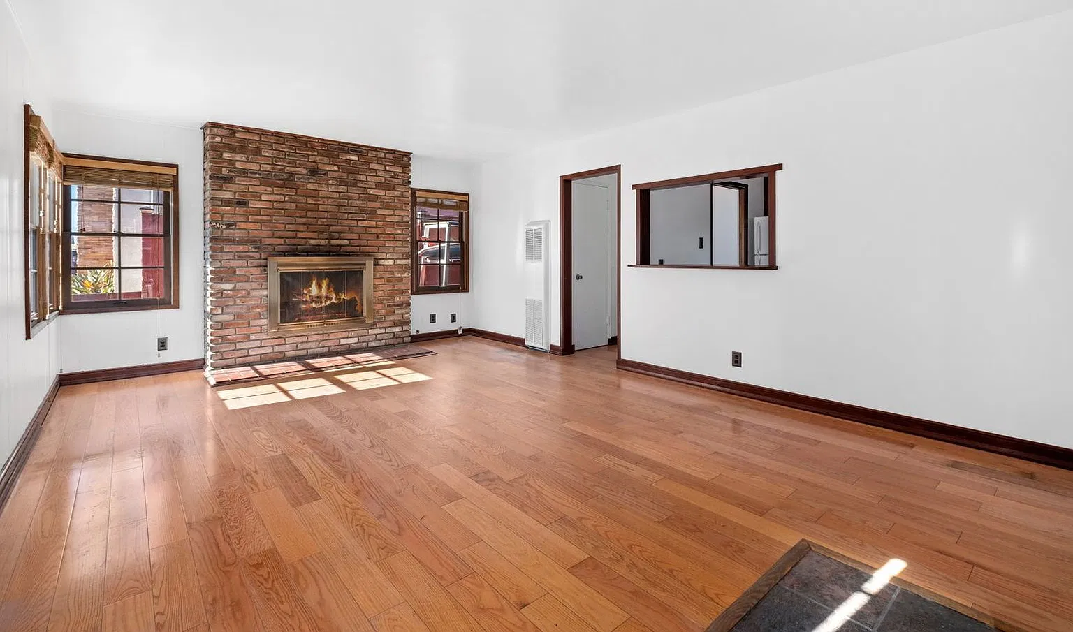 Studio, 1.0 bath, $2,150 — Photo 4