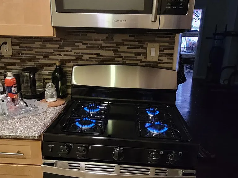 232 Lexington Ave #5 — Photo 1