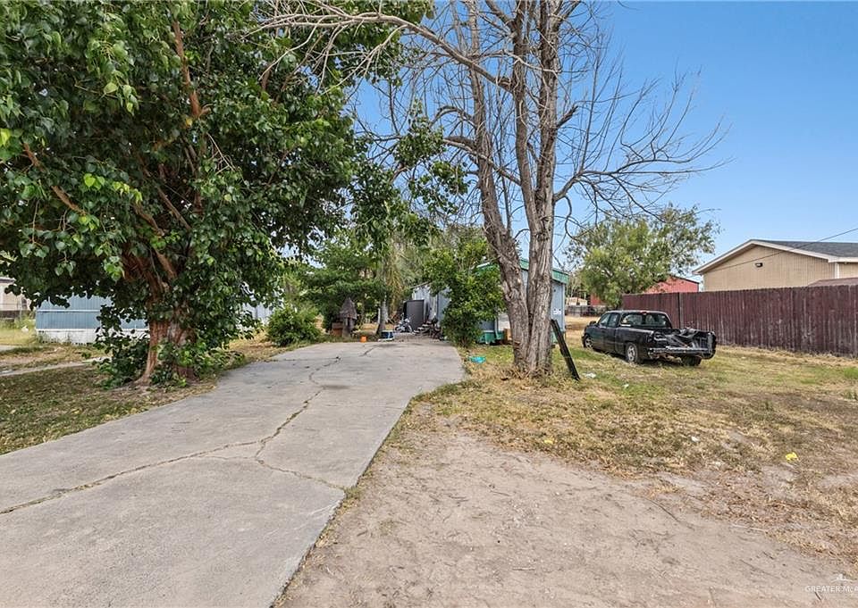 1st image of 1606 Coconut Palm Ave