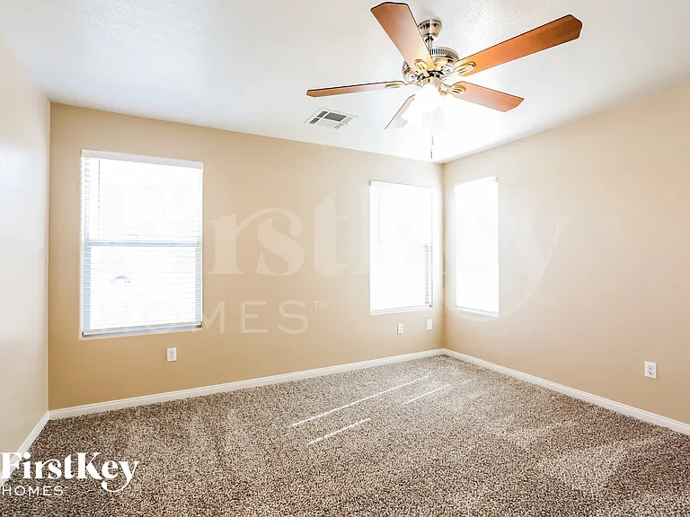 7872 Juniper Forest St — Photo 8