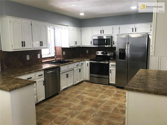 All appliances stay. Brand new microwave.