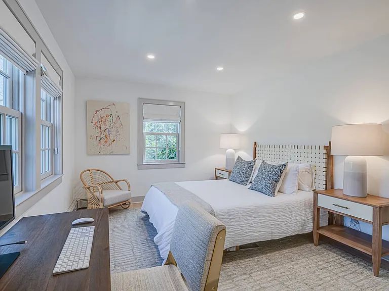 24 Brandywine Dr — Photo 16