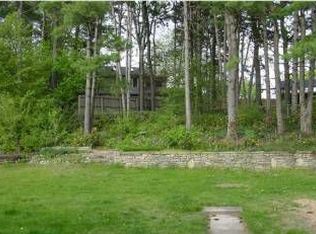 5694 Juanita Dr SE, Kentwood, MI 49508